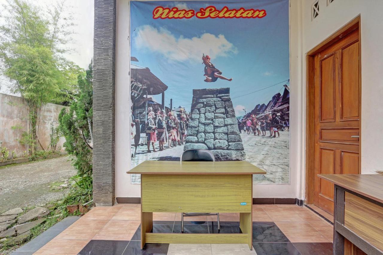 Hotel Wisma Ck Kebumen Экстерьер фото