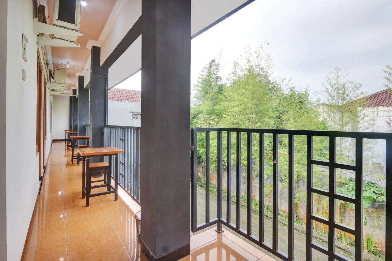 Hotel Wisma Ck Kebumen Экстерьер фото