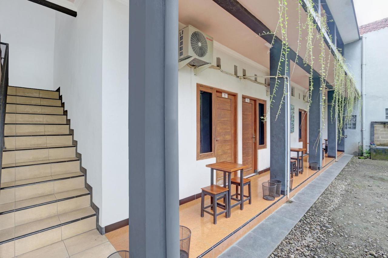 Hotel Wisma Ck Kebumen Экстерьер фото