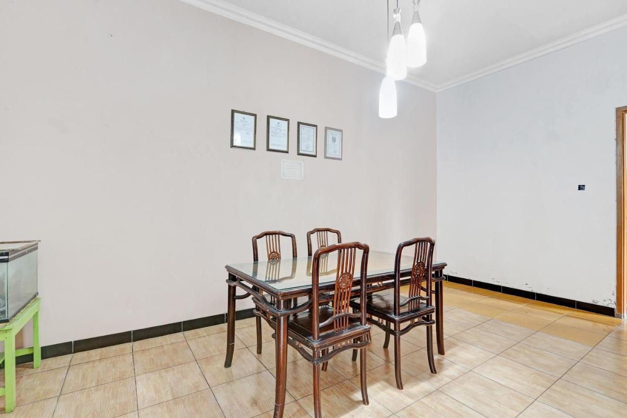 Hotel Wisma Ck Kebumen Экстерьер фото